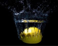 Evinizdeki Negatif Enerjileri Bir Bardak Su ve Bir Limonla Temizleyin