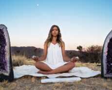 Meditasyonunu Kristaller ve Taşlarla Nasıl Derinleştirebilirsin?