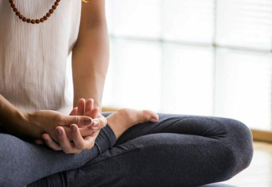 Hemen Daha İyi Hissetmenize Yardımcı Olacak Harika Mantralar Hemen Daha İyi Hissetmenize Yardımcı Olacak Harika Mantralar